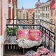 Illustration for article titled 20+ Incredible Ideas on How to Decorate a Tiny Balcony